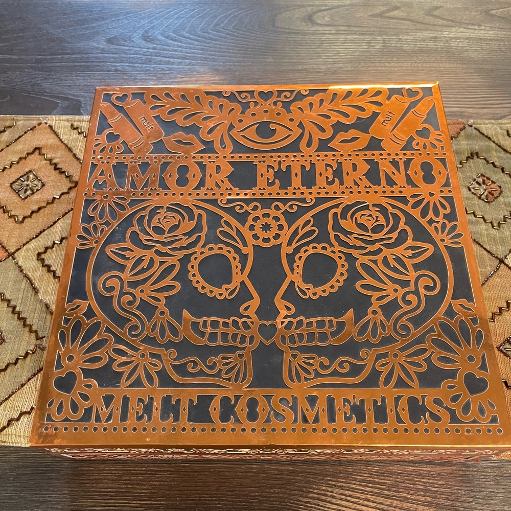 Melt Cosmetics Amor Eterno Copper and Black PR Box